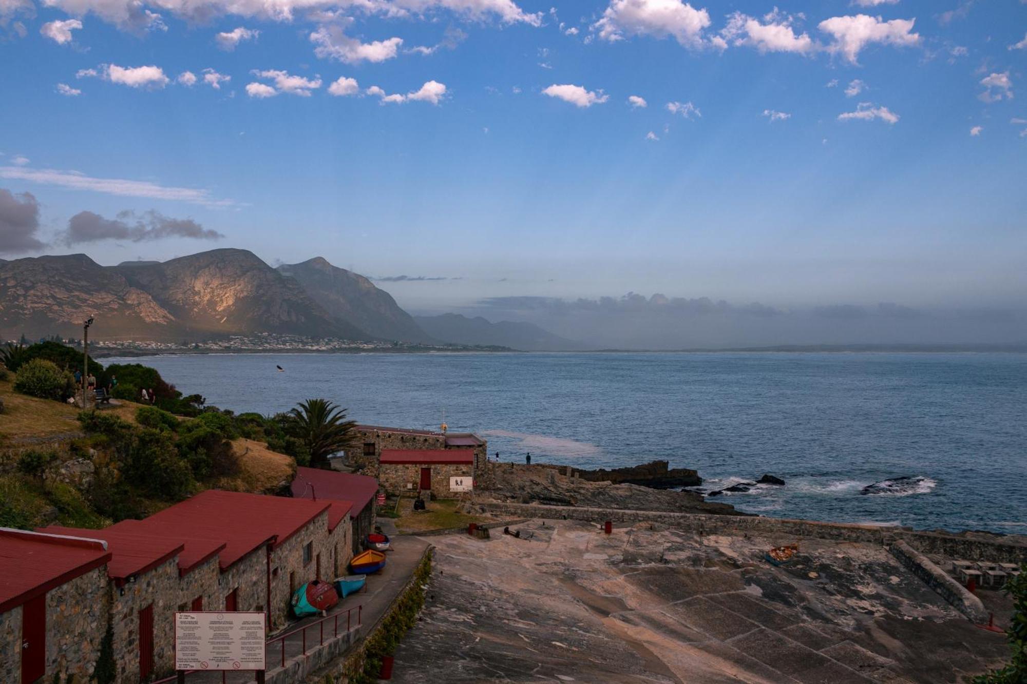 Goozi Garden Cottage Hermanus Eksteriør bilde